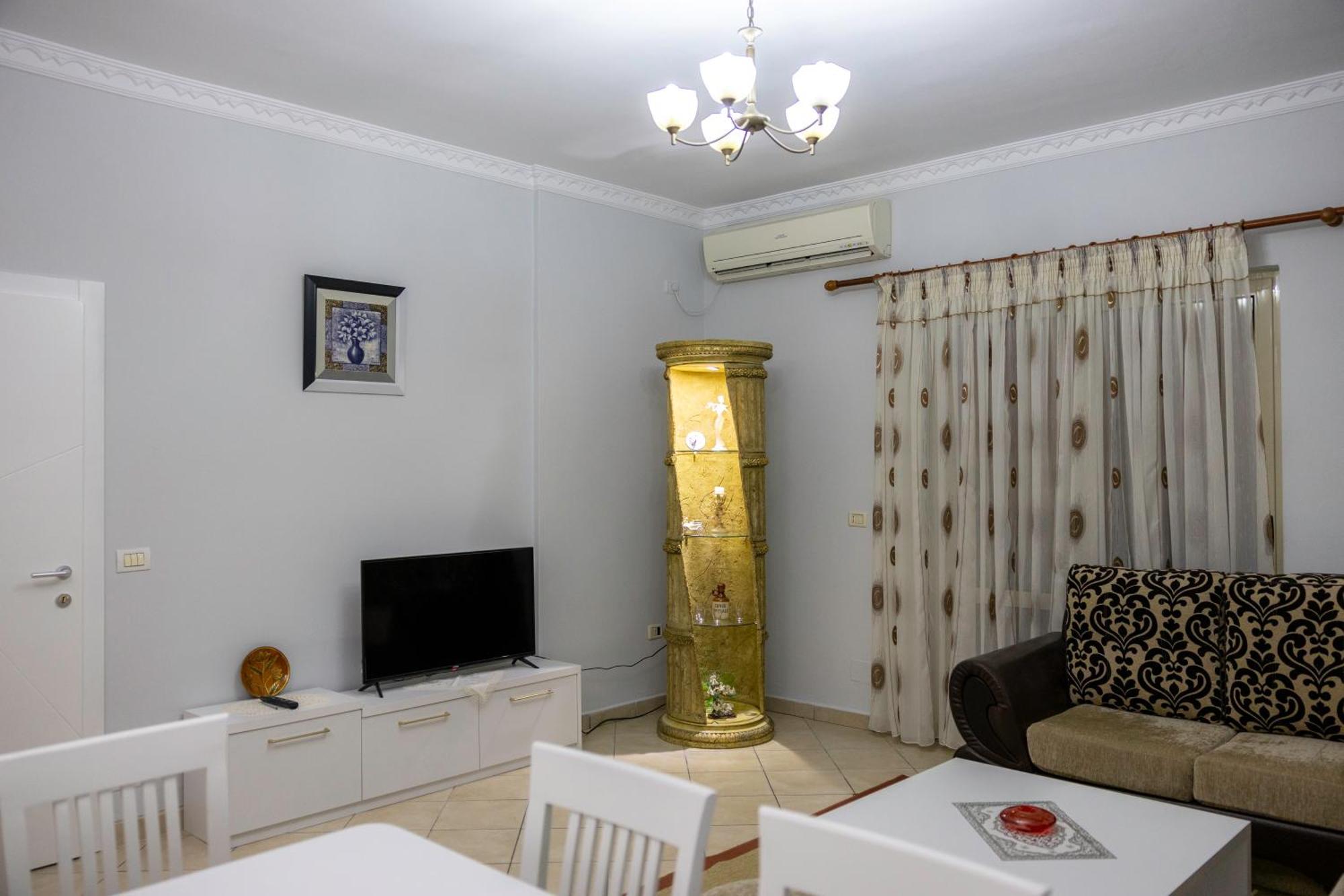 Ozzy Apartament Szkodra
